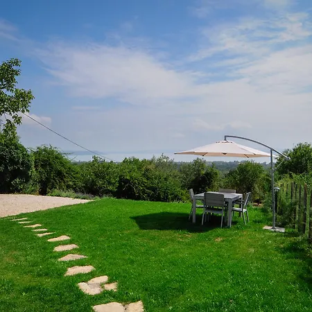 Tulipan Haz Balatonudvari
